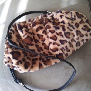 Crossbody Leopard print Handbag and matching Hat